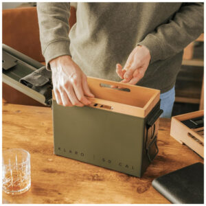 Humidor Militar CASE ELEGANCE Verde Militar 50 Charutos Cedro Espanhol Higrômetro Digital