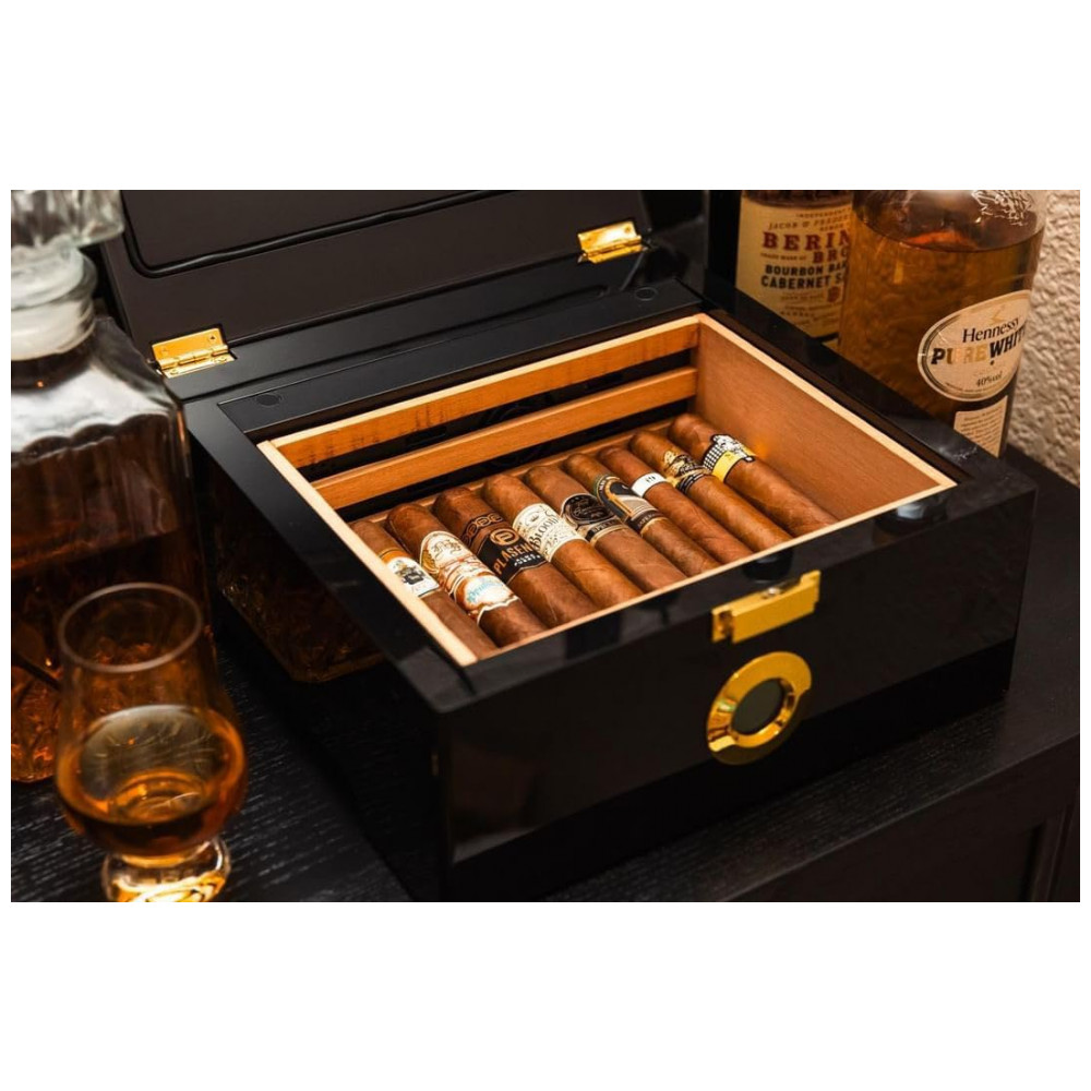 Humidor Elétrico KingChii Preto Controle Temperatura 18 23 C com Cedro Espanhol 3 L